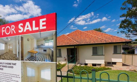 Các chủ nhà tại Australia có thể phải bán lỗ nếu lãi suất tiếp tục tăng - Ảnh 1. Các chủ nhà tại Australia có thể phải bán lỗ nếu lãi suất tiếp tục tăng.Ảnh minh họa. Nguồn: abc.net.au