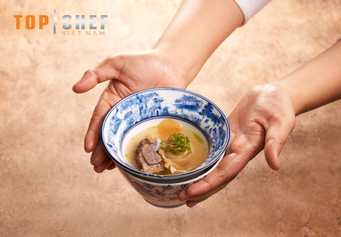 Top Chef Việt Nam 2023 tập 3: Thử thách đến từ món phở ăn không dùng đũa - Ảnh 4. Phở bào ngư