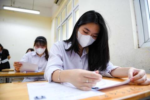 Sáng nay, thí sinh thi tốt nghiệp THPT sẽ làm bài thi văn - Ảnh: NAM TRẦN Thí sinh tham dự kỳ thi tốt nghiệp THPT 2023 - Ảnh: NAM TRẦN