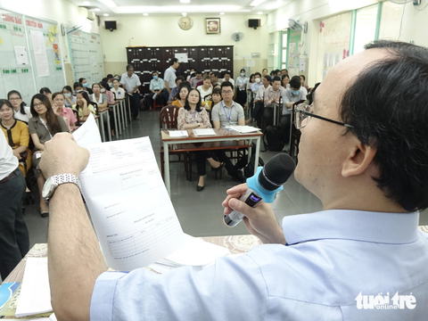Những con ong góp mật cho mùa thi - Ảnh 1. Những con ong góp mật cho mùa thi - Ảnh 1.