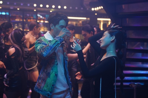 Trailer ‘Fanti’ hé lộ quan hệ đấu đá đầy ‘drama’ của Thảo Tâm, Hồ Thu Anh - Ảnh 4. Trailer ‘Fanti’ hé lộ quan hệ đấu đá đầy ‘drama’ của Thảo Tâm, Hồ Thu Anh - Ảnh 4.