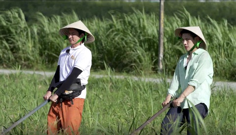 Huy Khánh - Duy Khánh bắt tay trải nghiệm show thực tế mưu sinh - Ảnh 4. Huy Khánh - Duy Khánh bắt tay trải nghiệm show thực tế mưu sinh - Ảnh 4.