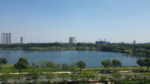 Chọn không gian sống xanh lợi ích nhân cao - Ảnh 1. Chọn không gian sống xanh lợi ích nhân cao - Ảnh 1.