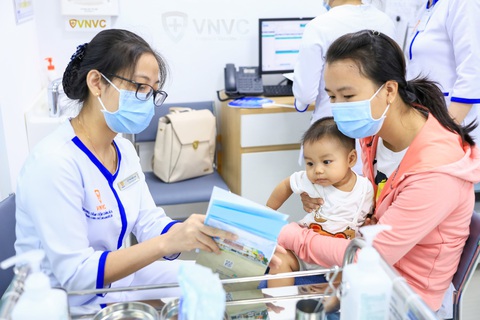 Bạn muốn biết gì về vắc xin, mời đặt câu hỏi cho chúng tôi - Ảnh 1. Bạn muốn biết gì về vắc xin, mời đặt câu hỏi cho chúng tôi - Ảnh 1.