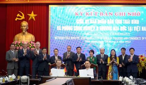 Doanh nghiệp Thái Bình bắt tay công ty Đức sản xuất ô tô điện mini tại Việt Nam - Ảnh 1. Doanh nghiệp Thái Bình bắt tay công ty Đức sản xuất ô tô điện mini tại Việt Nam - Ảnh 1.