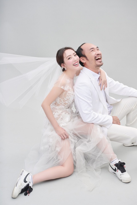Ngắm bộ ảnh cưới có 1-0-2 của Thu Trang - Tiến Luật - Ảnh 2.