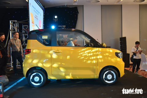 Chi tiết Wuling HongGuang MiniEV giá từ 239 triệu đồng: Nhiều chi tiết lạ với người Việt - Ảnh 8. Chi tiết Wuling HongGuang MiniEV giá từ 239 triệu đồng: Nhiều chi tiết lạ với người Việt - Ảnh 8.