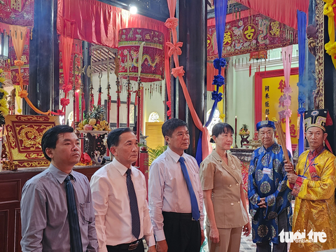 Kỷ niệm 323 năm ngày mất Lễ thành hầu Nguyễn Hữu Cảnh - Ảnh 2. Kỷ niệm 323 năm ngày mất Lễ thành hầu Nguyễn Hữu Cảnh - Ảnh 2.