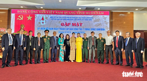 Cựu chuyên gia ôn lại 10 năm giúp nước bạn Campuchia hồi sinh - Ảnh 3. Đoàn đại biểu TP.HCM đến dự gặp mặt kỷ niệm 45 năm thành lập Ban Công tác Z Trung ương - Ảnh: VŨ VĂN BÌNH