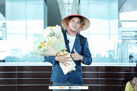 Trưa 30-6, Filip Nguyễn ra mắt CLB Công An Hà Nội - Ảnh 2. Trưa 30-6, Filip Nguyễn ra mắt CLB Công An Hà Nội - Ảnh 2.