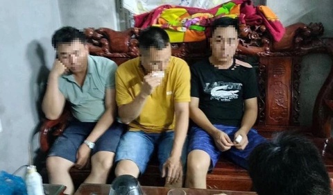 Ba cựu công an bắn dê của dân: Bạn đọc đề nghị làm rõ lời khai không thuyết phục - Ảnh 1. Ba cựu công an bắn dê của dân: Bạn đọc đề nghị làm rõ lời khai không thuyết phục - Ảnh 1.