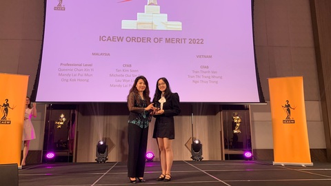 3 nữ sinh trường Đại học Kinh tế quốc dân được ICAEW vinh danh toàn cầu - Ảnh 3. 3 nữ sinh trường Đại học Kinh tế quốc dân được ICAEW vinh danh toàn cầu - Ảnh 3.