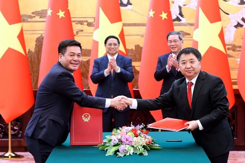 Các kết quả trong chuyến thăm chính thức của Thủ tướng Phạm Minh Chính được kỳ vọng thúc đẩy hơn nữa đầu tư thương mại - Ảnh: N.BẮC Các kết quả trong chuyến thăm chính thức của Thủ tướng Phạm Minh Chính được kỳ vọng thúc đẩy hơn nữa đầu tư thương mại - Ảnh: N.BẮC