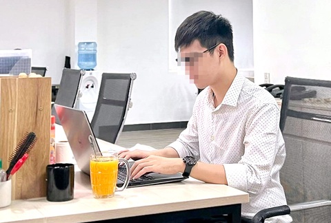 Nhiều nhân sự cấp cao chia sẻ họ thực sự chưa từng nghĩ tới tình cảnh thất nghiệp và khá khó khăn khi trở lại tìm việc mới trong thời điểm này - Ảnh minh họa: CÔNG TRIỆU Nhiều nhân sự cấp cao chia sẻ họ thực sự chưa từng nghĩ tới tình cảnh thất nghiệp và khá khó khăn khi trở lại tìm việc mới trong thời điểm này - Ảnh minh họa: CÔNG TRIỆU