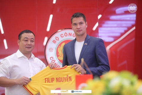 Thủ môn Filip Nguyễn: Giấc mơ của tôi đã thành sự thật - Ảnh 1. Thủ môn Filip Nguyễn: Giấc mơ của tôi đã thành sự thật - Ảnh 1.