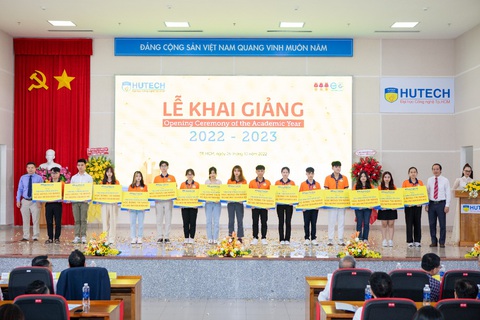 Cơ hội nhận học bổng hấp dẫn khi xét tuyển đại học vào HUTECH năm 2023 - Ảnh 2. Học bổng Tài năng tân sinh viên với giá trị lên đến 100% học phí toàn khóa
