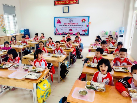 Ajinomoto Việt Nam vào Top 100 - sản phẩm, dịch vụ tốt nhất cho gia đình, trẻ em năm 2023 - Ảnh 4. Ajinomoto Việt Nam vào Top 100 - sản phẩm, dịch vụ tốt nhất cho gia đình, trẻ em năm 2023 - Ảnh 4.