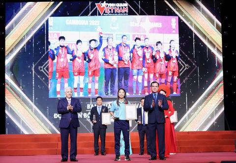 Trong Vinh quang Việt Nam 2023, thấy những cá nhân tài năng mà khiêm tốn - Ảnh 4. Trong Vinh quang Việt Nam 2023, thấy những cá nhân tài năng mà khiêm tốn - Ảnh 4.