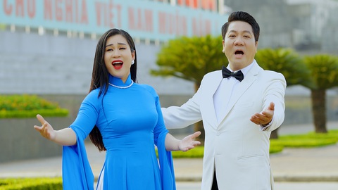 Phổ nhạc bài thơ Người đi tìm hình của nước - Ảnh 1. Phổ nhạc bài thơ Người đi tìm hình của nước - Ảnh 1.