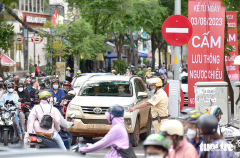 TP.HCM thêm hàng loạt đường một chiều: đủ chuyện để bàn - Ảnh 1. TP.HCM thêm hàng loạt đường một chiều: đủ chuyện để bàn - Ảnh 1.