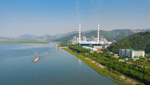 Đến Hạ Long nghỉ mát, gặp ngay cúp điện khẩn cấp nên khách trả phòng luôn - Ảnh 3. Đến Hạ Long nghỉ mát, gặp ngay cúp điện khẩn cấp nên khách trả phòng luôn - Ảnh 3.