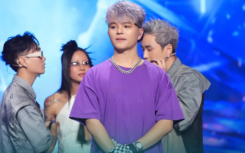 MC Trấn Thành ngơ ngác không nhận ra Quang Anh The Voice Kids - Ảnh 1. MC Trấn Thành ngơ ngác không nhận ra Quang Anh The Voice Kids - Ảnh 1.