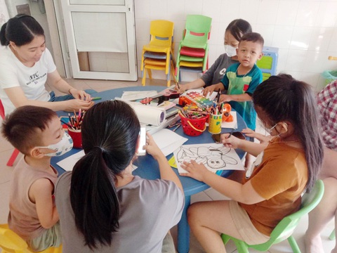 Căn phòng xả stress trở thành nơi trút bỏ đau đớn của những bệnh nhi và người thân thường trú tại bệnh viện trong quá trình điều trị - Ảnh: TRƯỜNG TRUNG Căn phòng xả stress trở thành nơi trút bỏ đau đớn của những bệnh nhi và người thân thường trú tại bệnh viện trong quá trình điều trị - Ảnh: TRƯỜNG TRUNG