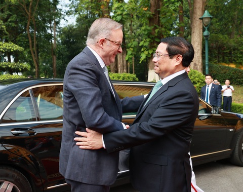 'Việt Nam có vai trò quan trọng đối với tương lai kinh tế của Úc'- Ảnh 2. Thủ tướng Úc Anthony Albanese và Thủ tướng Phạm Minh Chính tại Hà Nội vào tháng 6-2023 - Ảnh: TTXVN
