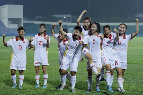 U20 nữ Việt Nam giành vé vào VCK Giải U20 châu Á 2024 - Ảnh 1. U20 nữ Việt Nam giành vé vào VCK Giải U20 châu Á 2024 - Ảnh 1.