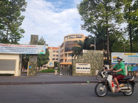Bắt tạm giam nguyên hiệu trưởng Trường đại học Đồng Nai - Ảnh 1.