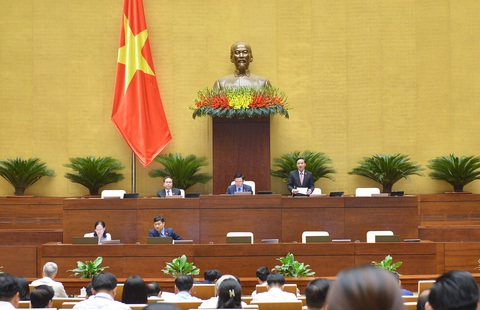 Tin tức sáng 6-6: Quốc hội bắt đầu chất vấn 4 bộ trưởng; Hàng không săn phi công, tiếp viên - Ảnh 1. Tin tức sáng 6-6: Quốc hội bắt đầu chất vấn 4 bộ trưởng; Hàng không săn phi công, tiếp viên - Ảnh 1.