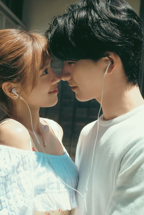 Hoàng Yến Chibi gây xúc động với chuyện tình yêu xa cùng nam thần Nhật Bản - Ảnh 2. Hoàng Yến Chibi gây xúc động với chuyện tình yêu xa cùng nam thần Nhật Bản - Ảnh 2.