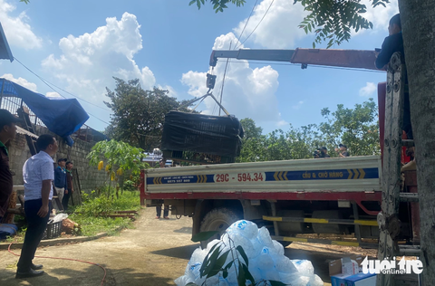 Một gia đình ở Thái Nguyên nuôi 6 con hổ, 20 năm mới bàn giao cho cứu hộ động vật hoang dã - Ảnh 2. Một gia đình ở Thái Nguyên nuôi 6 con hổ, 20 năm mới bàn giao cho cứu hộ động vật hoang dã - Ảnh 2.