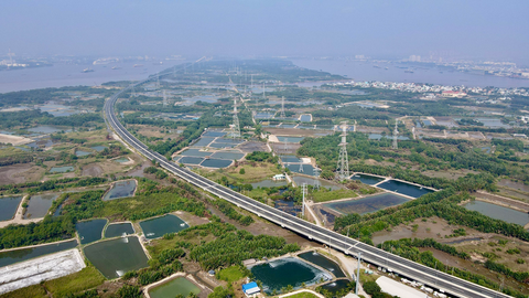 Cao tốc Bến Lức - Long Thành đình trệ, nhà thầu kiện VEC ra Trung tâm trọng tài quốc tế - Ảnh 1. Cao tốc Bến Lức - Long Thành đình trệ, nhà thầu kiện VEC ra Trung tâm trọng tài quốc tế - Ảnh 1.