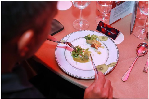 Đồng hành cùng The Michelin Guide, Minh Long tôn vinh ẩm thực Việt với bạn bè thế giới - Ảnh 2. Đồng hành cùng The Michelin Guide, Minh Long tôn vinh ẩm thực Việt với bạn bè thế giới - Ảnh 2.