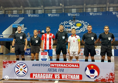 Đội tuyển futsal Việt Nam hòa kịch tính Paraguay - Ảnh 1. Đội tuyển futsal Việt Nam hòa kịch tính Paraguay - Ảnh 1.