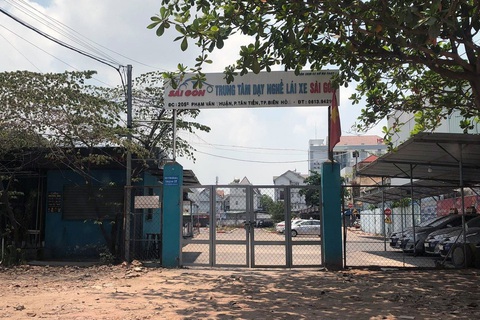 Học viên Trung tâm dạy nghề lái xe Sài Gòn được thỏa thuận, yêu cầu trả lại tiền học phí - Ảnh 1. Học viên Trung tâm dạy nghề lái xe Sài Gòn được thỏa thuận, yêu cầu trả lại tiền học phí - Ảnh 1.