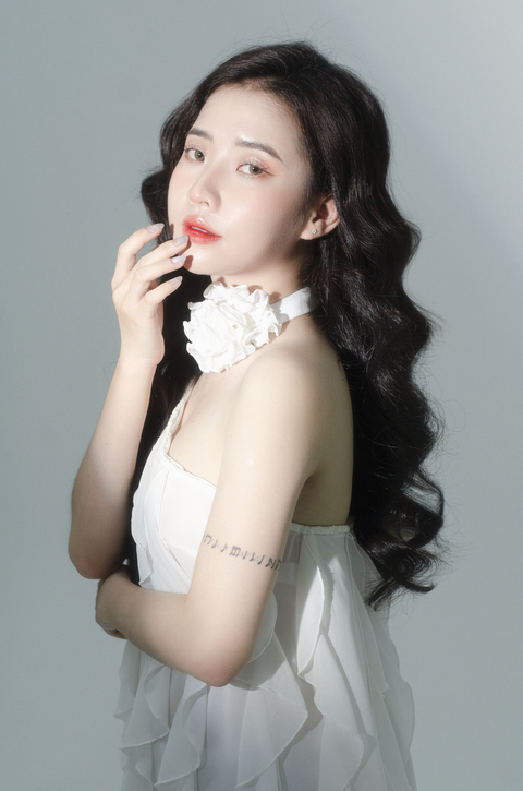 JUUN D vừa trở lại đường đua V-Pop đã lên thẳng Top Trending YouTube - Ảnh 4. JUUN D vừa trở lại đường đua V-Pop đã lên thẳng Top Trending YouTube - Ảnh 4.