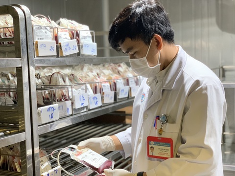 Bệnh viện miền Tây thiếu máu, Chợ Rẫy và cả nước chung tay - Ảnh 1. Bệnh viện miền Tây thiếu máu, Chợ Rẫy và cả nước chung tay - Ảnh 1.