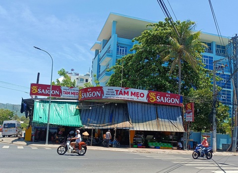 Nhóm nhân viên quán hải sản ở Nha Trang đánh khách có dấu hiệu cố ý gây thương tích - Ảnh 1. Nhóm nhân viên quán hải sản ở Nha Trang đánh khách có dấu hiệu cố ý gây thương tích - Ảnh 1.