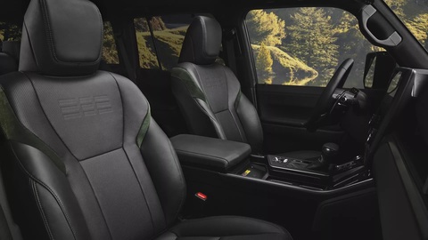 Lexus GX 2024 phong cách mạnh mẽ theo trend hình hộp - Ảnh 19. Lexus GX 2024 phong cách mạnh mẽ theo trend hình hộp - Ảnh 19.