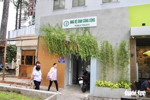 Nhà vệ sinh công cộng trên 4 khu đất vàng quận 1 chính thức hoạt động - Ảnh 4. Nhà vệ sinh công cộng trên 4 khu đất vàng quận 1 chính thức hoạt động - Ảnh 4.