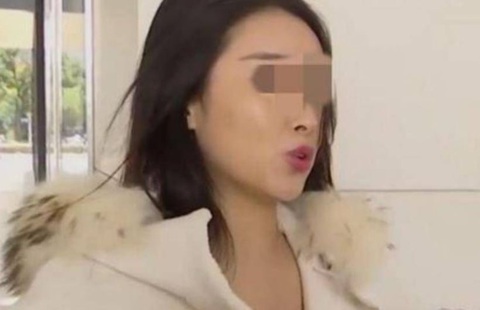 Dẫn 23 người thân cùng đến buổi hẹn hò, cô gái nhận 'kết đắng' - Ảnh 2. Cô Trương và gia đình không chấp nhận hành động của phía đàng trai, quyết định kiện ra tòa.