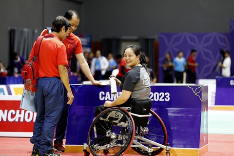 Hồng Thảo giành huy chương cuối cho Việt Nam ở Para Games 12 - Ảnh 1. Hồng Thảo giành huy chương cuối cho Việt Nam ở Para Games 12 - Ảnh 1.