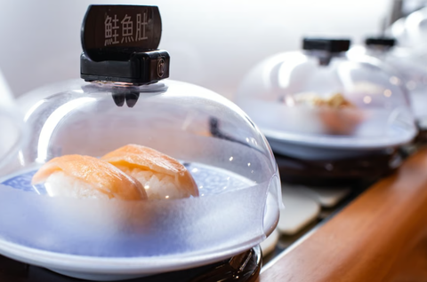 Chuỗi nhà hàng kiện đòi hung thủ khủng bố sushi bồi thường 480.000 USD - Ảnh 1. Chuỗi nhà hàng kiện đòi hung thủ khủng bố sushi bồi thường 480.000 USD - Ảnh 1.