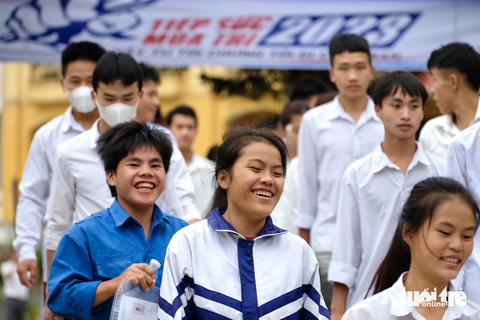 Điểm sàn Trường đại học Công đoàn từ 15 điểm - Ảnh 1. Thí sinh tham dự kỳ thi tốt nghiệp THPT năm 2023 tại Lào Cai - Ảnh: NGUYÊN BẢO