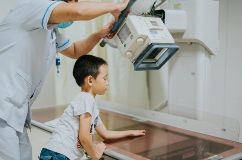 Tầm soát chậm tăng trưởng chiều cao ở trẻ em chưa dậy thì - Ảnh 1. Tầm soát chậm tăng trưởng chiều cao ở trẻ em chưa dậy thì - Ảnh 1.