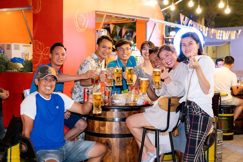Chợ đêm Grand World “hội đủ anh tài ẩm thực đường phố”. Ảnh: Đ.H Chợ đêm Grand World “hội đủ anh tài ẩm thực đường phố”- Ảnh: Đ.H.