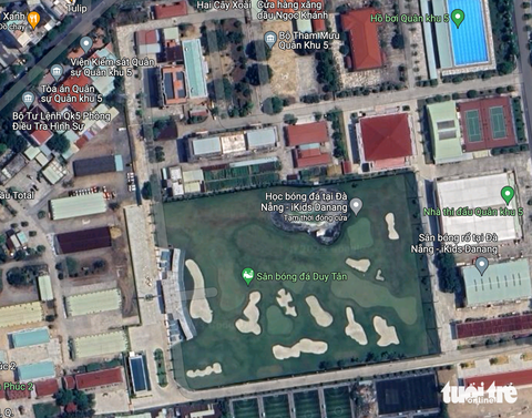 Vụ sân tập golf 'mọc' trên đất quốc phòng: Chưa được cấp giấy phép kinh doanh hoạt động thể thao - Ảnh 3. Sân tập golf trong khu đất quốc phòng nhìn từ trên cao - Ảnh: Google Maps