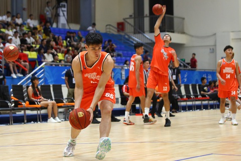 Nhiều cầu thủ VBA xuất hiện ở Giải bóng rổ U18 quốc gia 2023 - Ảnh 5. Huỳnh Andre Minh Triết thi đấu cho Danang Dragons tại VBA 2023 - Ảnh: VBA